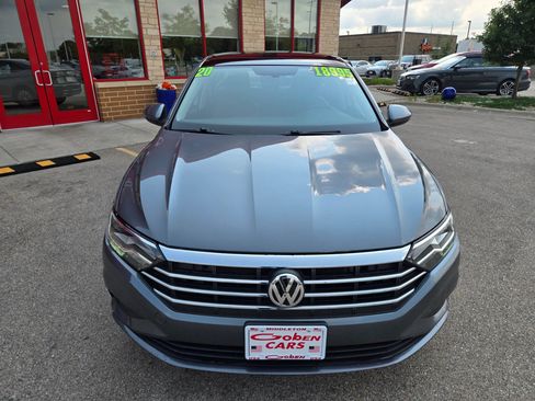 Used 2020 Volkswagen Jetta SE w/ SE Cold Weather Package FWD image 2