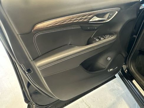 Used 2023 Buick Envision Avenir AWD/4WD image 29
