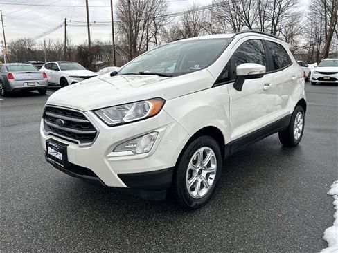 Used 2019 Ford EcoSport SE w/ SE Convenience Package image 4