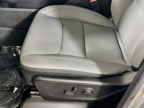 Used 2022 RAM 1500 Big Horn AWD/4WD image 18