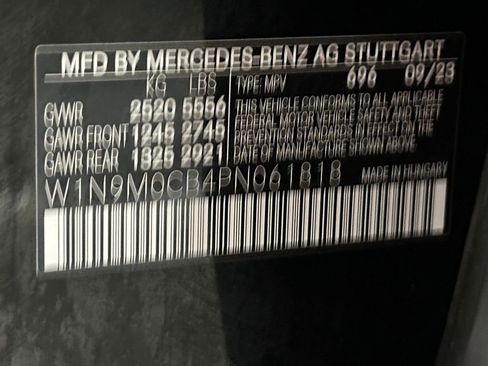 Used 2023 Mercedes-Benz EQB 250+ image 33