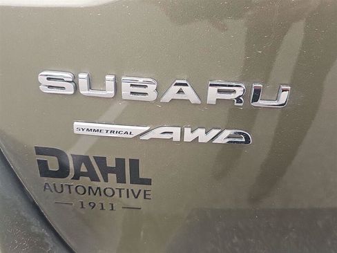 Used 2024 Subaru Outback Premium AWD/4WD image 6