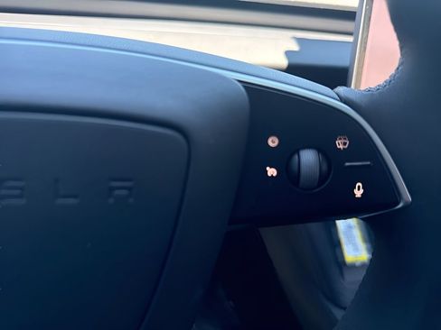 Used 2025 Tesla Model 3 RWD image 18