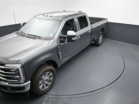 Used 2025 Ford F250 Lariat w/ Lariat Ultimate Package AWD/4WD image 39