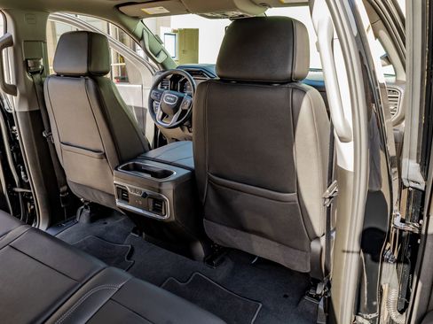 Used 2025 GMC Sierra 3500 SLT w/ Texas SLT Premium Package image 32