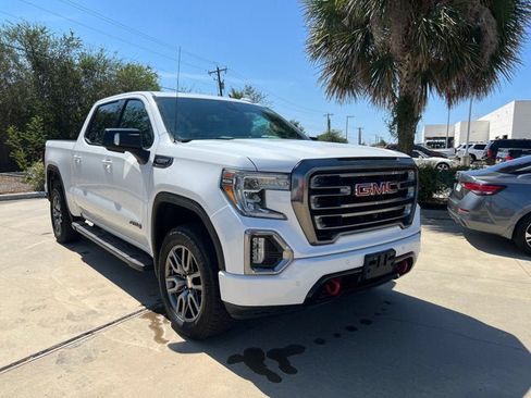 Used 2020 GMC Sierra 1500 AT4 w/ AT4 Premium Package AWD/4WD image 8