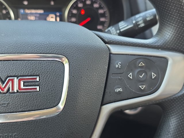 Used 2022 GMC Terrain SLE FWD image 17