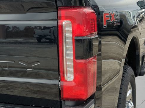 New 2026 Ford F350 Lariat w/ Lariat Ultimate Package image 40