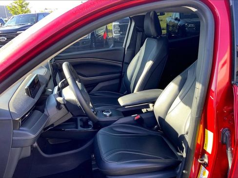 Used 2021 Ford Mustang Mach-E Premium RWD image 9