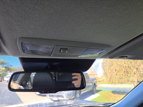 Used 2024 Mitsubishi Outlander Sport SE image 17