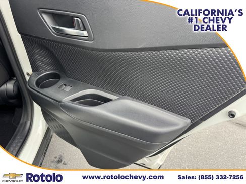 Used 2020 Toyota C-HR LE FWD image 11