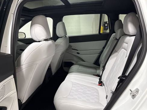 New 2026 Jeep Cherokee Overland AWD/4WD image 24