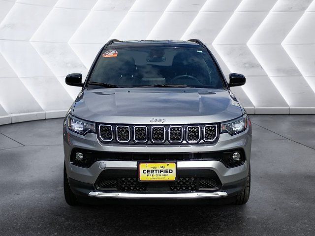 Used 2024 Jeep Compass Limited AWD/4WD image 9