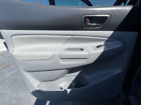 Used 2010 Toyota Tacoma 4x4 Double Cab image 28