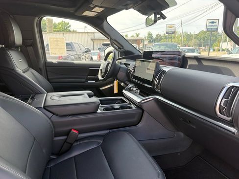 New 2026 Ford Expedition Platinum w/ Stealth Performance Package AWD/4WD image 19