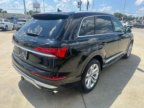 Certified 2025 Audi Q7 3.0T Premium w/ Convenience Package image 5