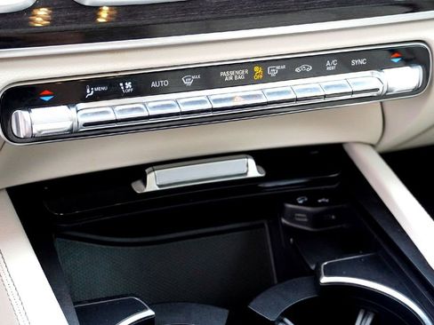 Used 2022 Mercedes-Benz GLE 350 image 12