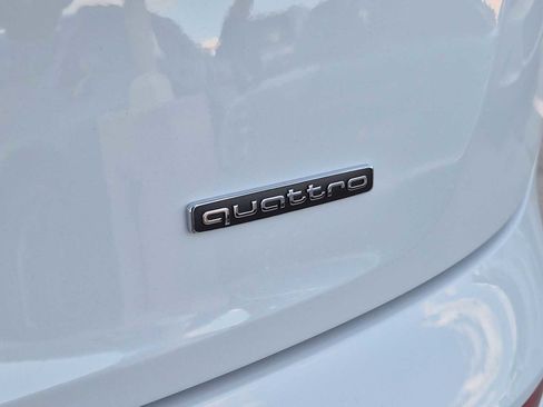 Certified 2025 Audi Q5 2.0T Premium Plus image 11