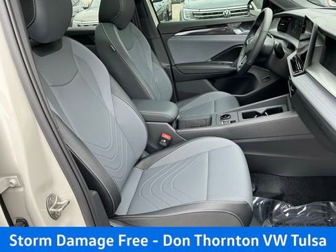 New 2026 Volkswagen Tiguan SE R-Line AWD/4WD image 21