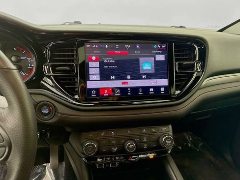 Used 2024 Dodge Durango GT image 15