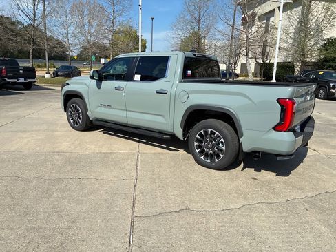 New 2026 Toyota Tundra Limited image 3