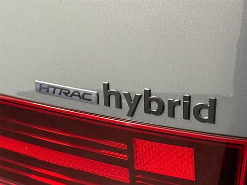 Used 2025 Hyundai Santa Fe Calligraphy AWD/4WD image 15