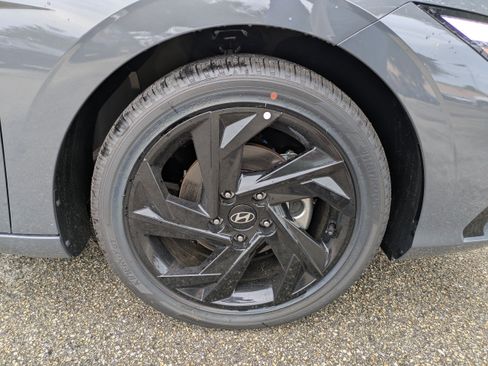 New 2026 Hyundai Elantra SEL Sport Premium FWD image 12