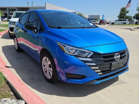 Used 2024 Nissan Versa S FWD image 1