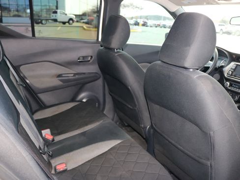 Used 2019 Nissan Kicks SV image 24