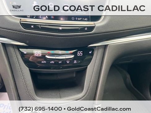 Used 2020 Cadillac XT5 Premium Luxury w/ LPO, Floor Liner Package FWD image 24