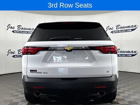 Used 2023 Chevrolet Traverse LT w/ LT Premium Package AWD/4WD image 8