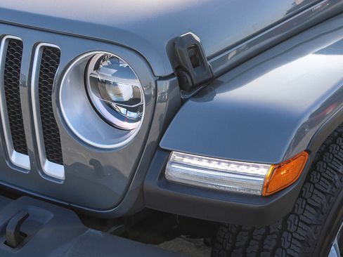 Used 2022 Jeep Wrangler Unlimited Sahara w/ LED Lighting Group image 5