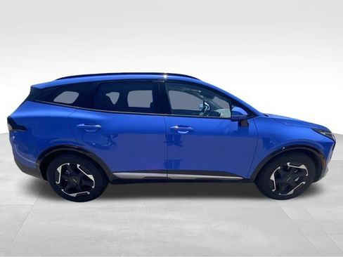Certified 2026 Kia Sportage SX FWD image 12