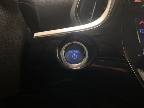 Used 2020 Toyota Prius Prime XLE image 32