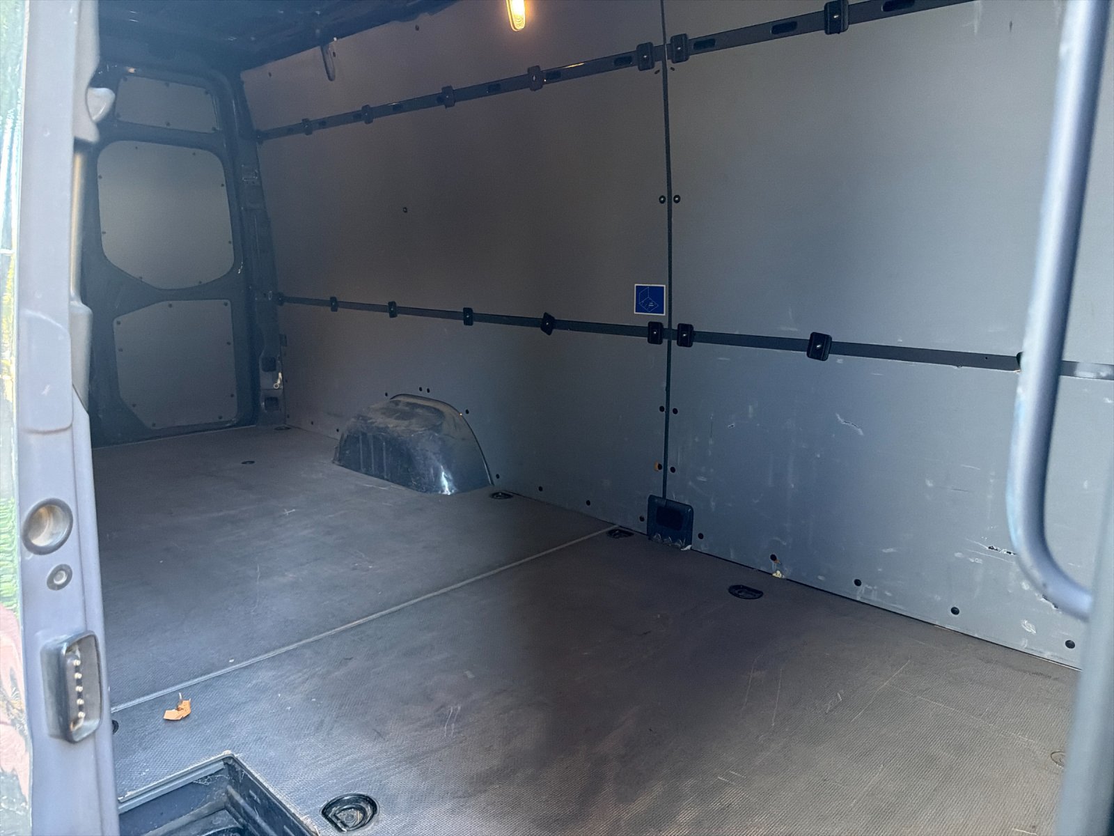 Used 2021 Mercedes-Benz Sprinter 3500 image 9