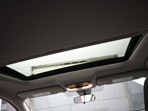 New 2026 Nissan Altima 2.5 SV w/ SV Special Edition Package image 24