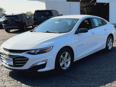 Certified 2020 Chevrolet Malibu LS image 4