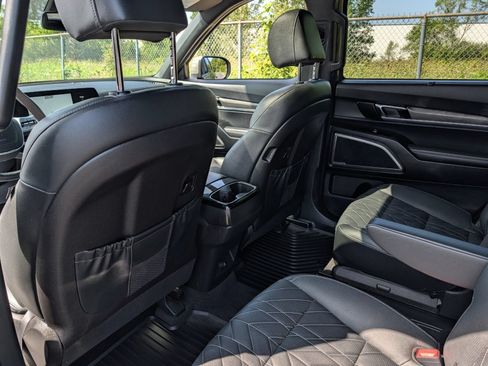 Used 2024 Kia Telluride EX X-Line AWD/4WD image 24