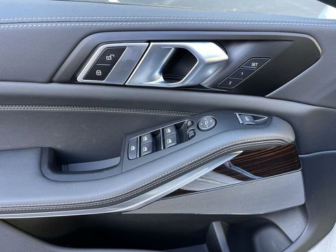 New 2026 BMW X5 xDrive40i w/ M Sport Package image 13