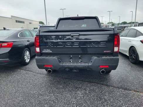 Used 2024 Honda Ridgeline Sport image 5