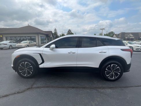 Used 2024 Chevrolet Blazer EV LT AWD/4WD image 4