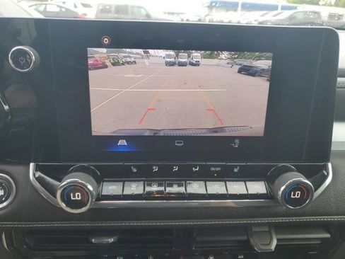 Used 2024 Chevrolet Colorado LT w/ LT Convenience Package II AWD/4WD image 16