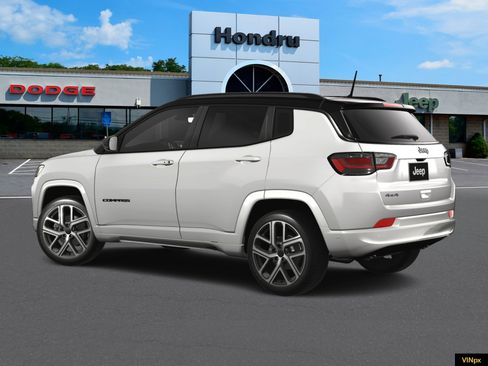 New 2025 Jeep Compass Limited w/ High Altitude Package image 4