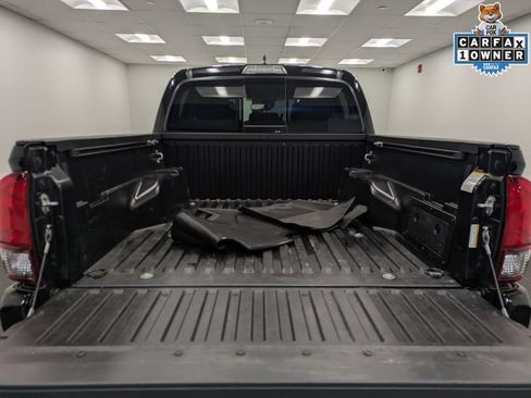 Used 2023 Toyota Tacoma SR5 w/ Technology Package AWD/4WD image 25
