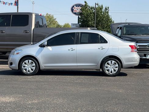 Used 2012 Toyota Yaris Sedan FWD image 33