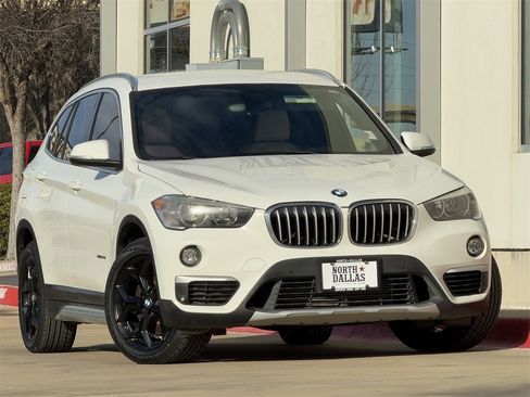 Used 2018 BMW X1 sDrive28i image 2