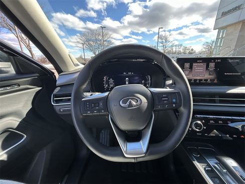 Certified 2025 INFINITI QX60 Luxe image 18