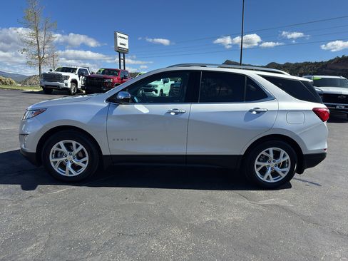 Used 2021 Chevrolet Equinox Premier image 4
