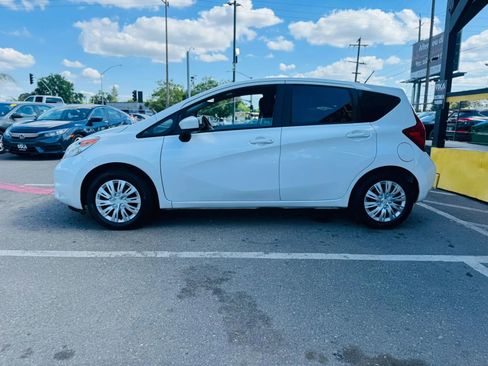Used 2016 Nissan Versa Note SV FWD image 8