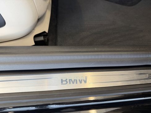 Used 2023 BMW 540i xDrive w/ Convenience Package image 53